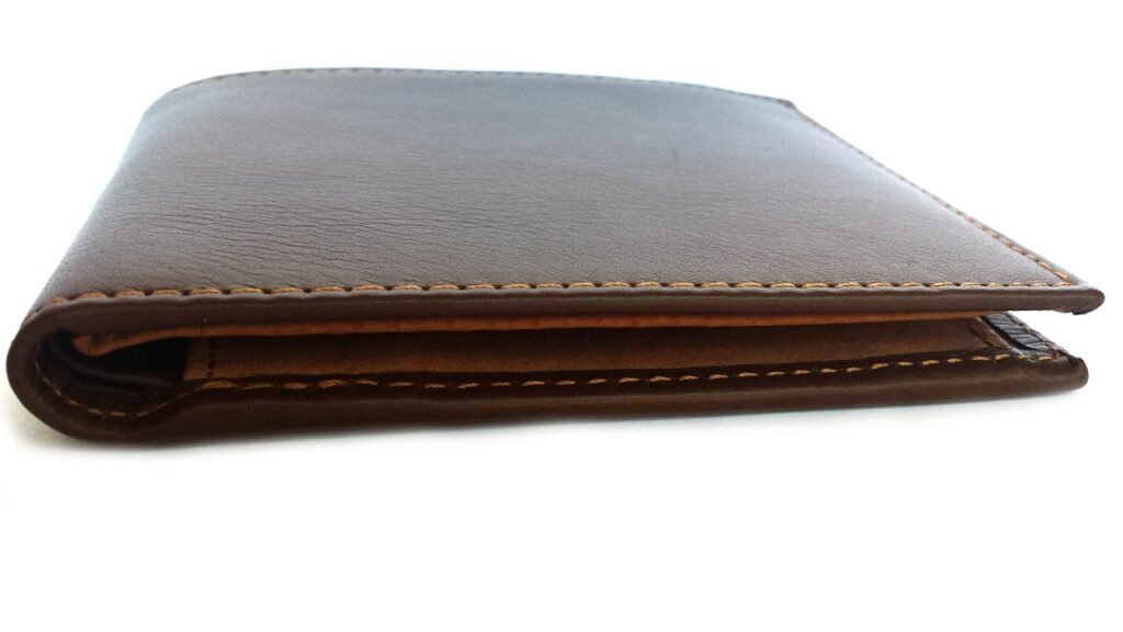 Essential Tips for Maintaining Your Leather Wallet